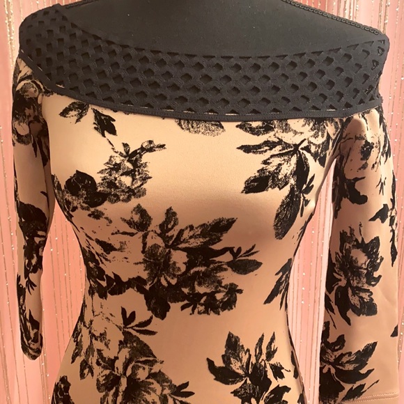 🆕️ A'gaci - Off the Shoulder Dress NWT - Picture 3 of 5